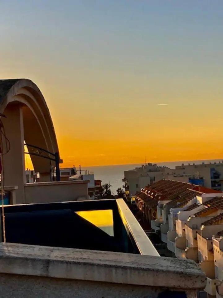 Beautiful Location In Cabo Roig With A Private Roof Terrace At Playamarina Ii Apartment *